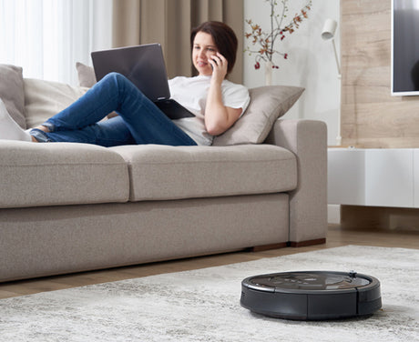 5 Advantages to Having a Robot Vacuum