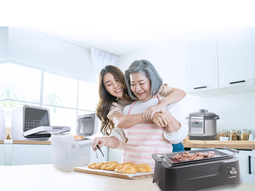 mother-and-daughter-kitchen-bonding-with-condura-infrared-griller